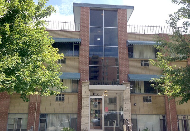 Primary Photo - 850 Cherry St