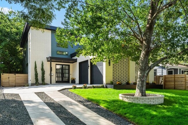Building Photo - 2603 Euclid Ave