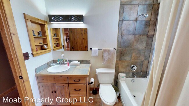 Building Photo - 3 br, 2 bath House - 2584 Creekview Road
