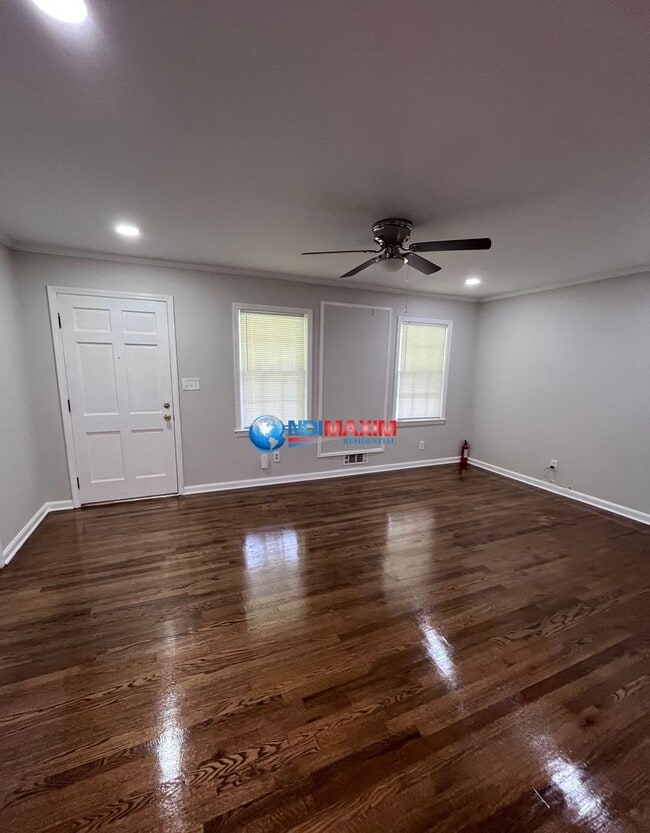 Building Photo - Renovated brick front ranch in Snellville