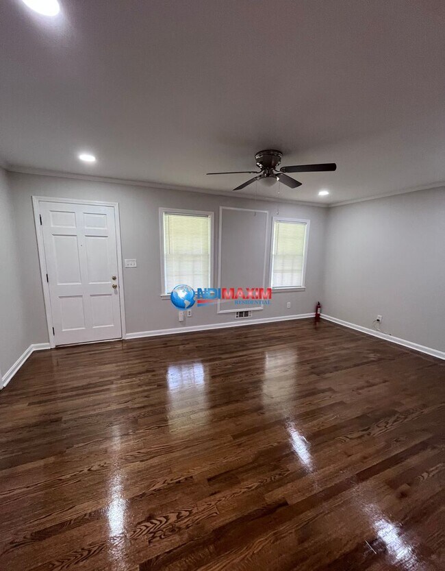 Foto del edificio - Renovated brick front ranch in Snellville