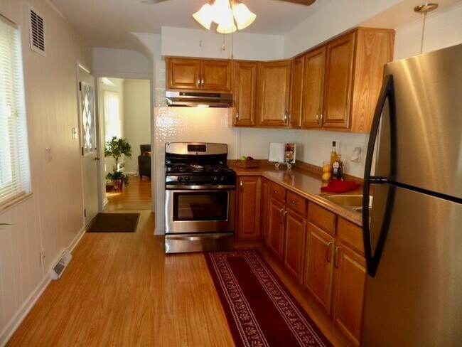 Foto del edificio - 3713 Roanoke Rd