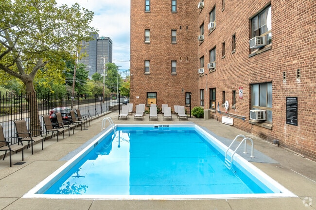 Building Photo - Washington Place Apartments
