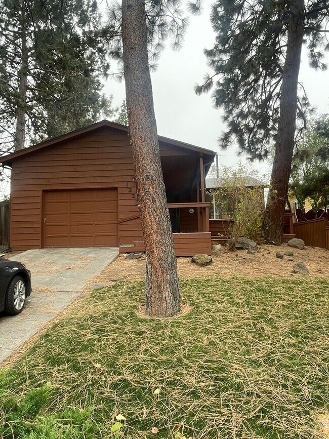 Foto del edificio - NW BEND Bungalow