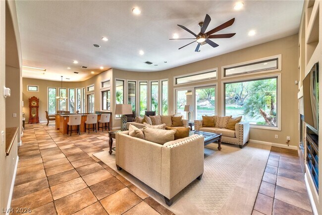 Foto del edificio - 3 Regent Park Ct