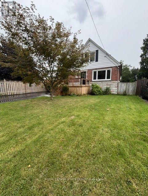 Building Photo - 46 Delevan Crescent