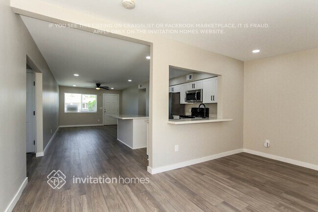 Building Photo - 636 W Magdalena Dr