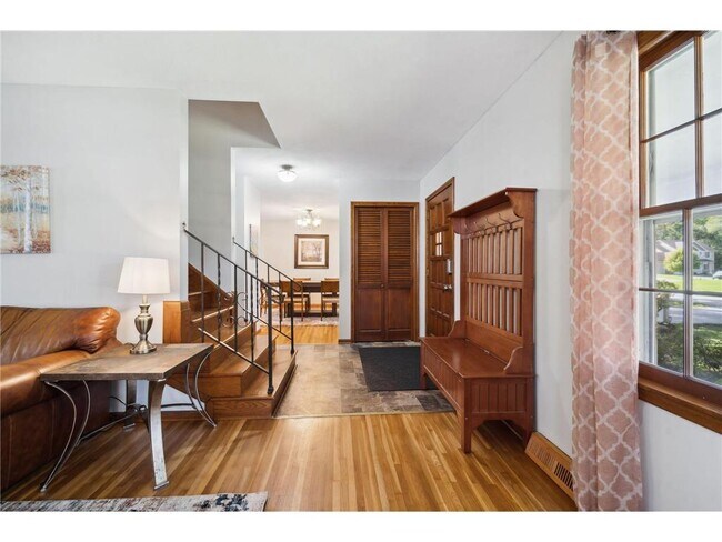 Foto del edificio - 10527 Morgan Ave S
