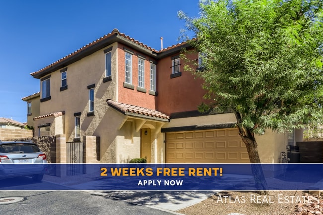 Building Photo - 10549 Lessona St