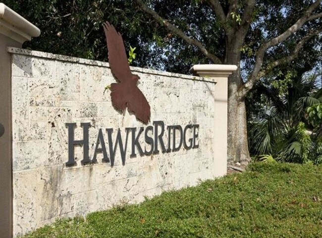 Building Photo - UNFURNISHED OR FURNISHED ** SPACIOUS 3BR/3...
