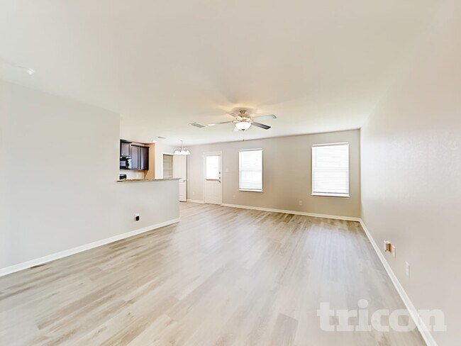 Foto del edificio - 12210 Childers Wy