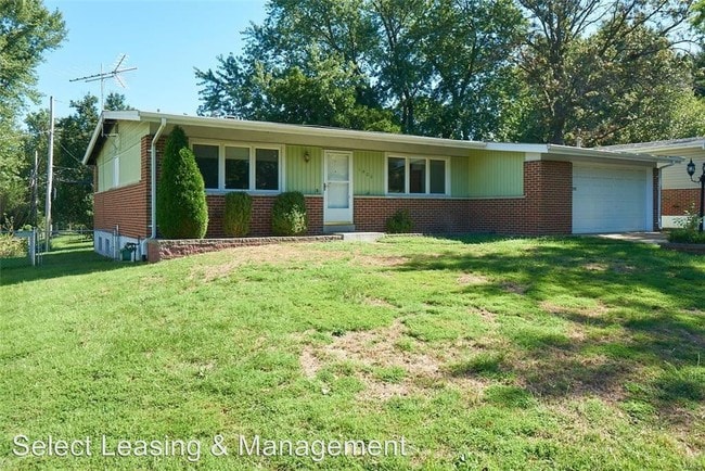 Building Photo - 3 br, 2 bath House - 1400 Paddock Drive