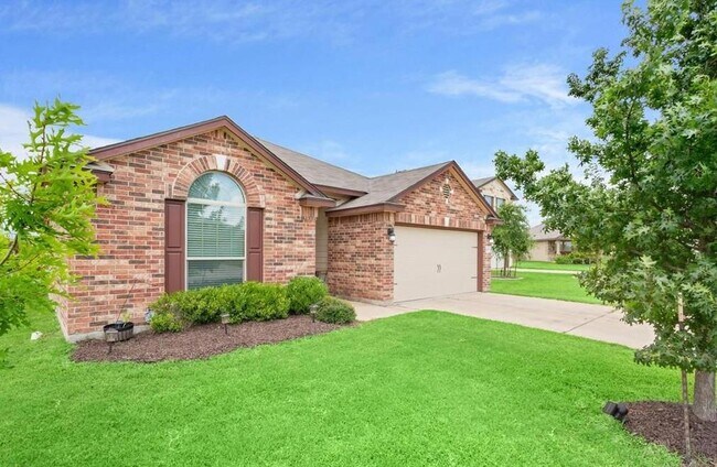Building Photo - 203 Plata Ln