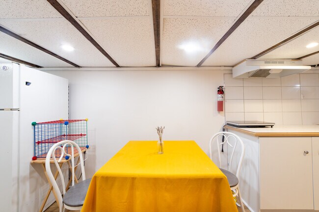 Photo du bâtiment - 3941 Rue Saint-Urbain