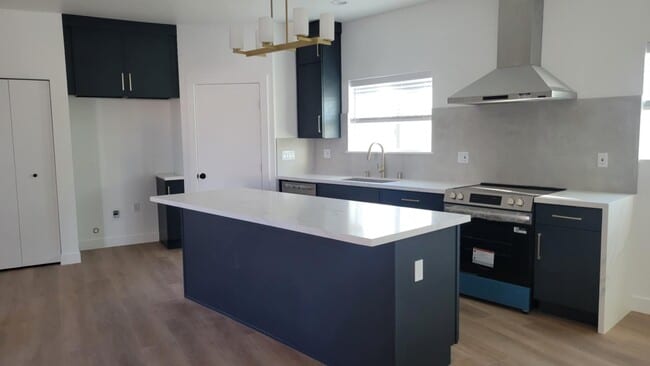 kitchen - 14865 Grayville Dr
