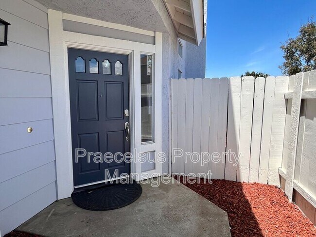 Building Photo - 1416 Switzerland Drive