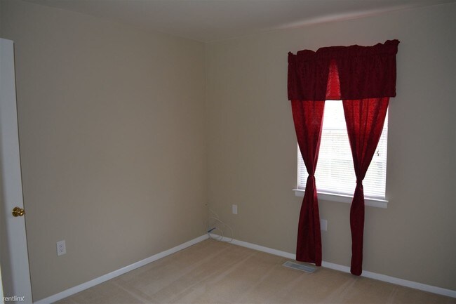 Foto del edificio - 8242 Mountain Ash Way