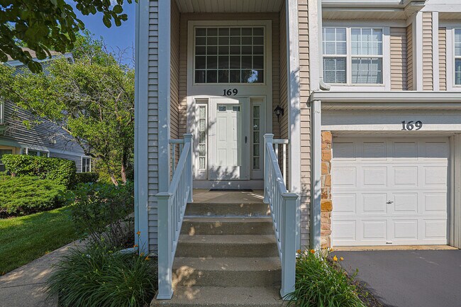 Building Photo - 169 Concord Ln