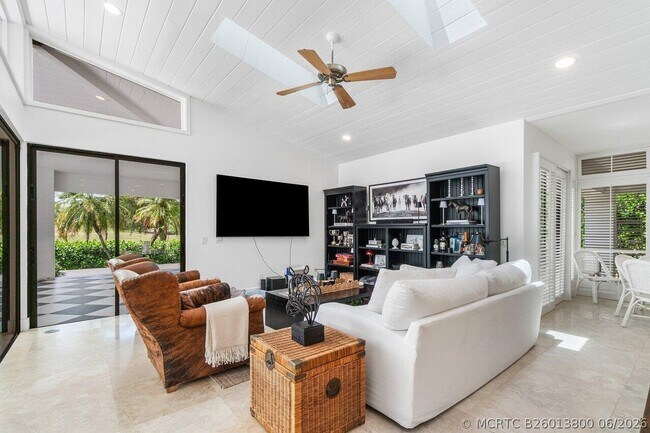 Foto del edificio - 11839 Maidstone Dr