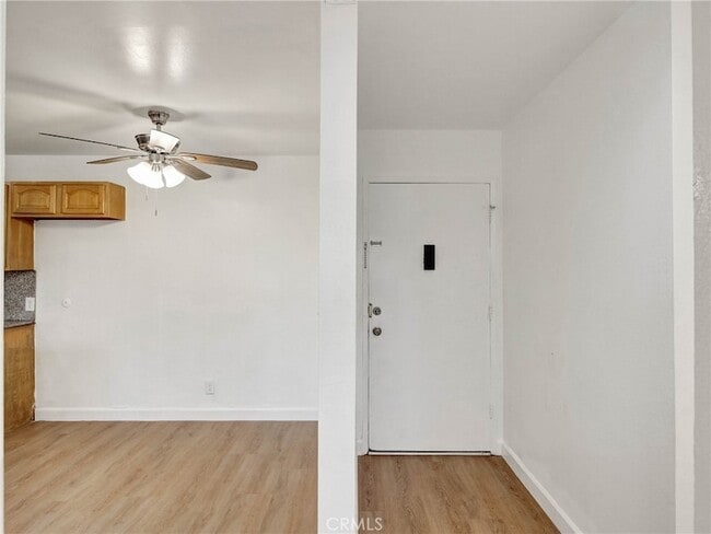 Building Photo - 4727 W 147th St