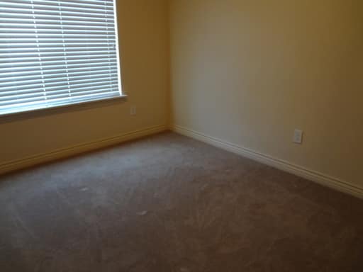Building Photo - 3 Bed 2 Bath Condo in Silver Pines