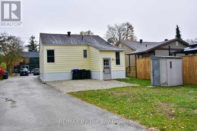 Photo du bâtiment - 23 SEVENTH STREET