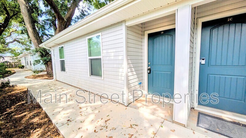 Foto principal - 313 N Navy Blvd