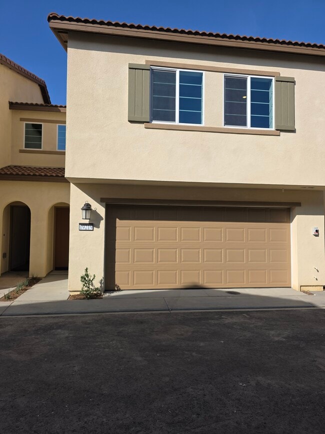 Photo - 19219 Beech Grv St Townhome