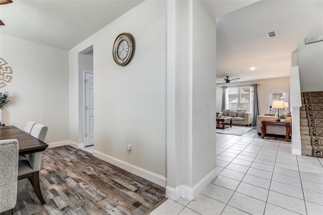 Building Photo - 2205 Simmental Rd