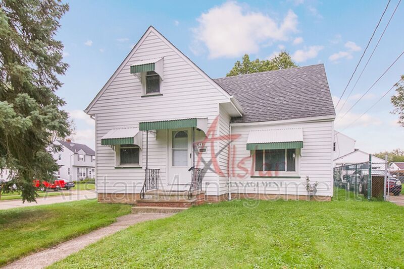 Primary Photo - 6471 Westminster Dr