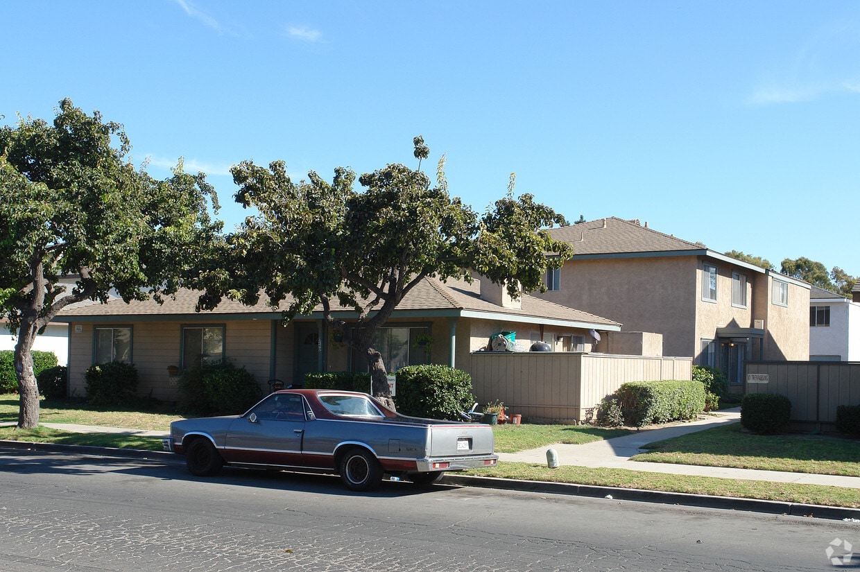 1240 Isleton Pl, Oxnard, CA 93030 Apartments in Oxnard, CA