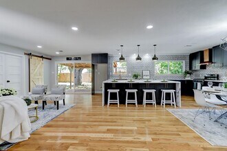 Building Photo - 11221 Elbeck Dr