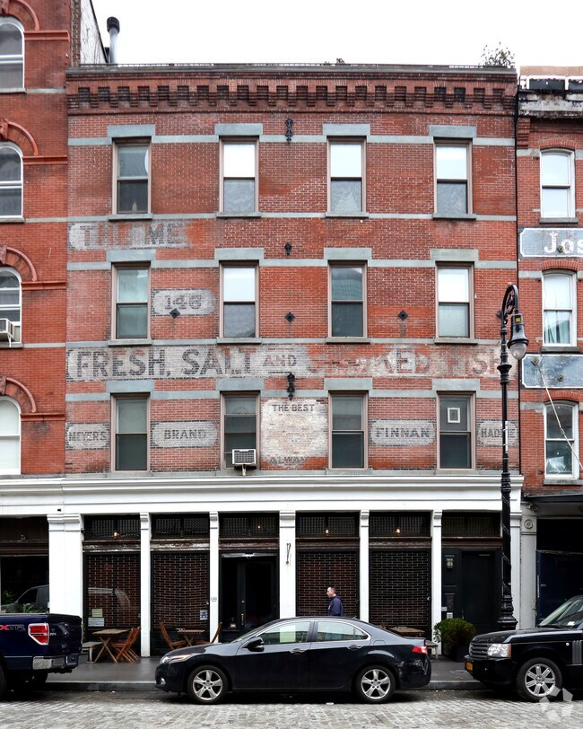 Building Photo - 146-148 Beekman St