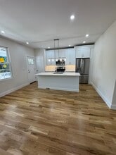 Building Photo - 231 Sixth Ave