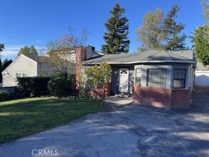 Building Photo - 4525 Alta Canyada Rd