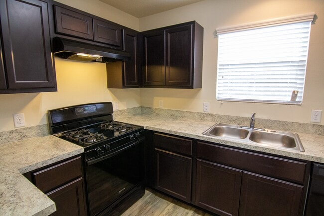 Building Photo - 13003 Bella Vida Ln