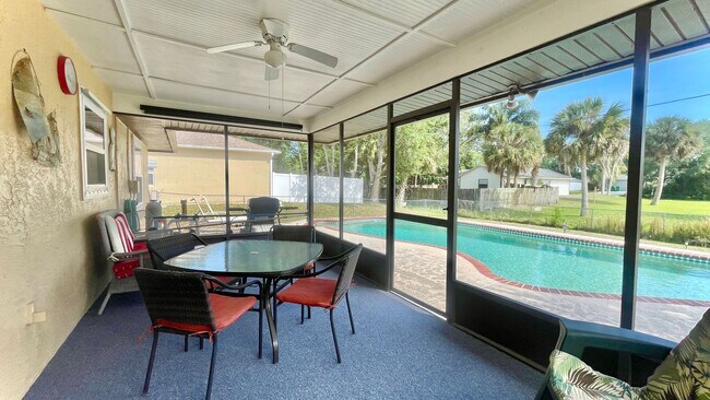 Foto del edificio - Available monthly Rental SEP 2025 in heart of Sebastian