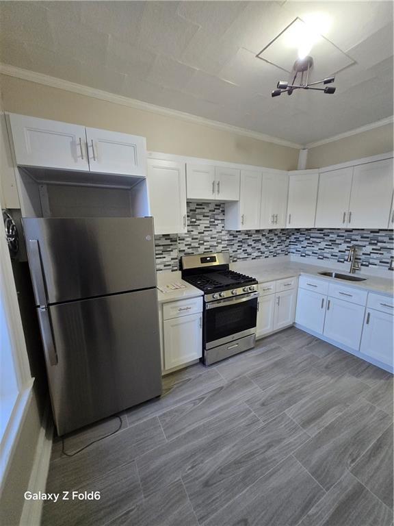 Foto del edificio - 9136 Bedell Ln