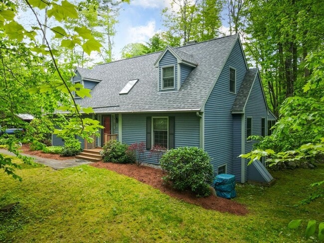 Building Photo - 39 Robertson Dr