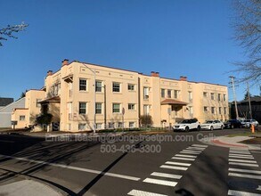 Building Photo - 205 NW Kings Blvd