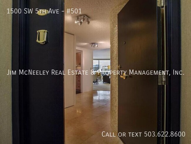 Foto del edificio - Beautiful Renovated Apartment in Portland ...