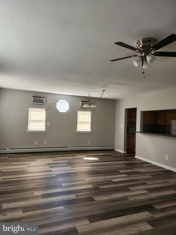 Foto del edificio - 169 Bate Ave