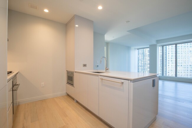 Foto del edificio - 133 Seaport Blvd