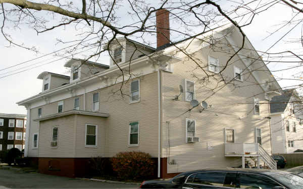 Building Photo - 169-171 Washington St