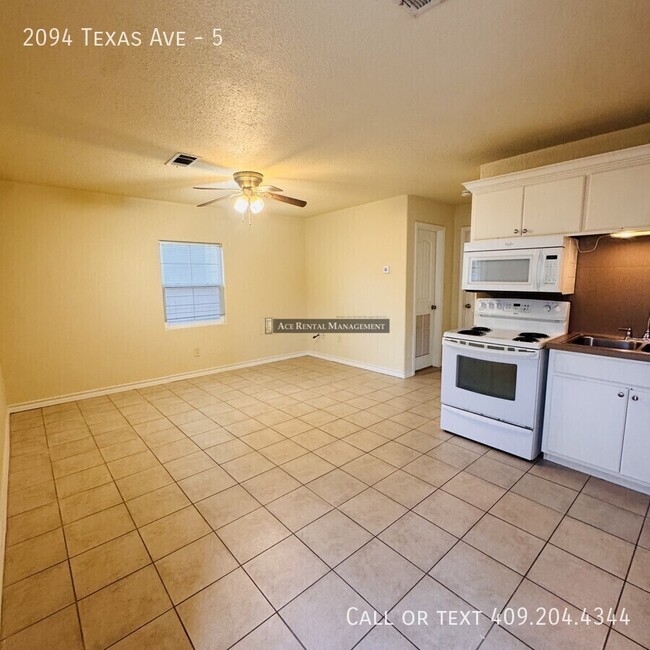 Foto del edificio - 2094 Texas Ave