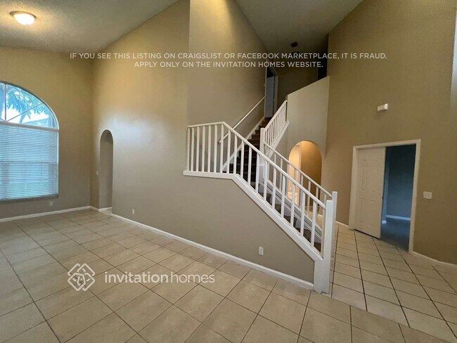 Building Photo - 7580 Belmonte Blvd