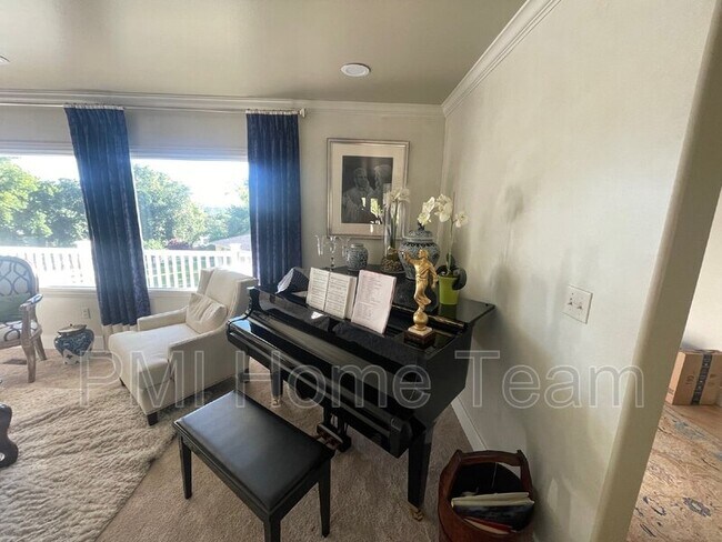 Foto del edificio - 6062 S 2400 E