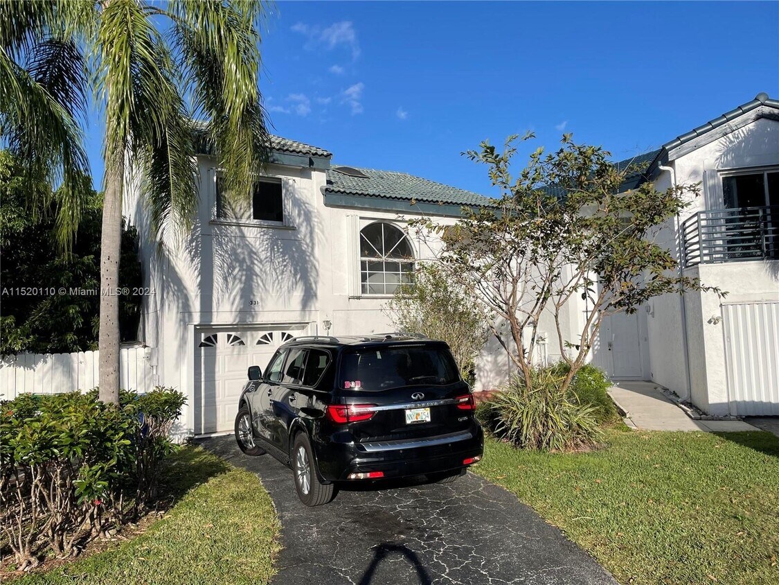 331 NE 212th St, North Miami Beach, FL 33179 House Rental in North