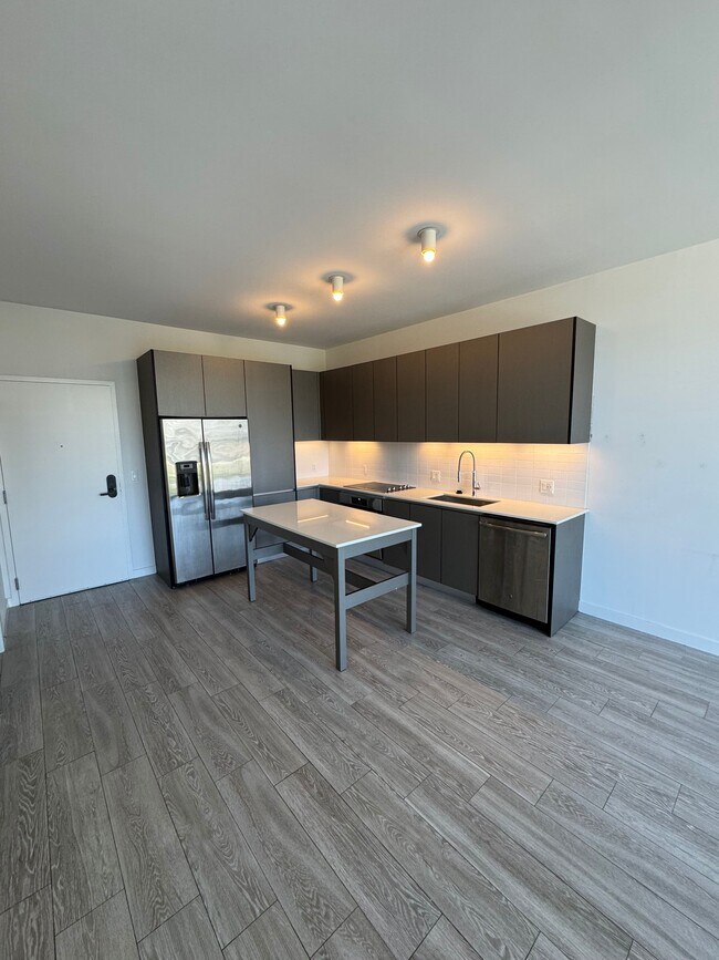 Cocina en forma de L - 160 NW 27th St