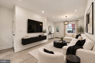 Building Photo - 5744 Delancey St
